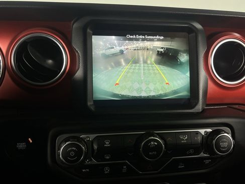 Certified 2023 Jeep Wrangler Unlimited Rubicon image 17