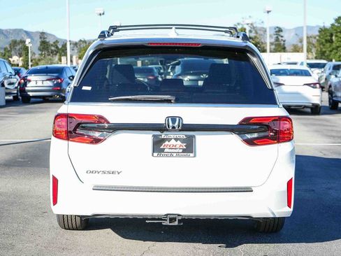 New 2026 Honda Odyssey EX-L image 7