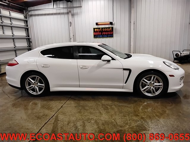 Used 2012 Porsche Panamera image 2