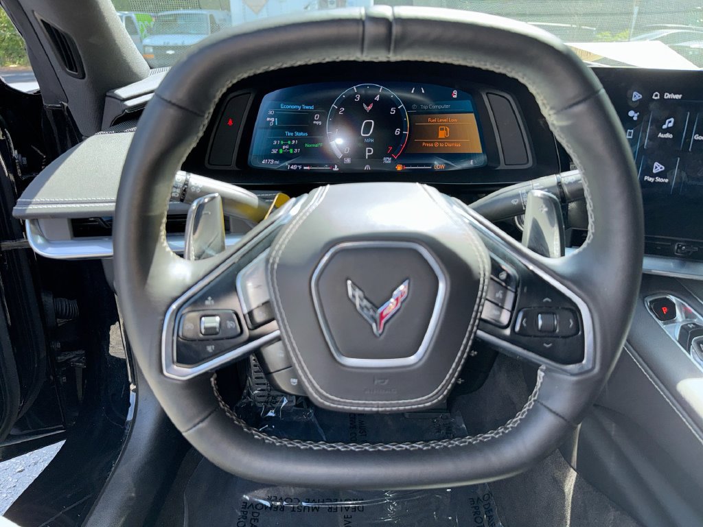 Used 2025 Chevrolet Corvette Stingray Preferred Conv w/ Z51 Performance Package RWD image 16