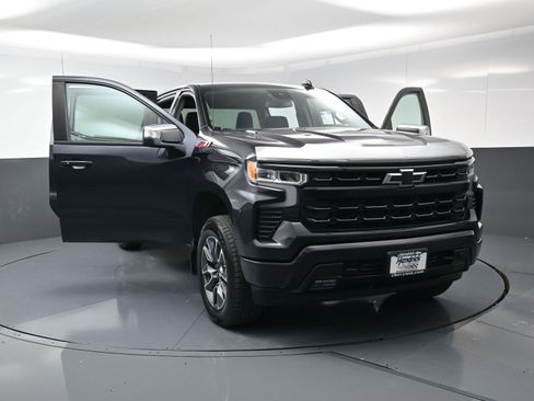 Used 2022 Chevrolet Silverado 1500 RST image 21
