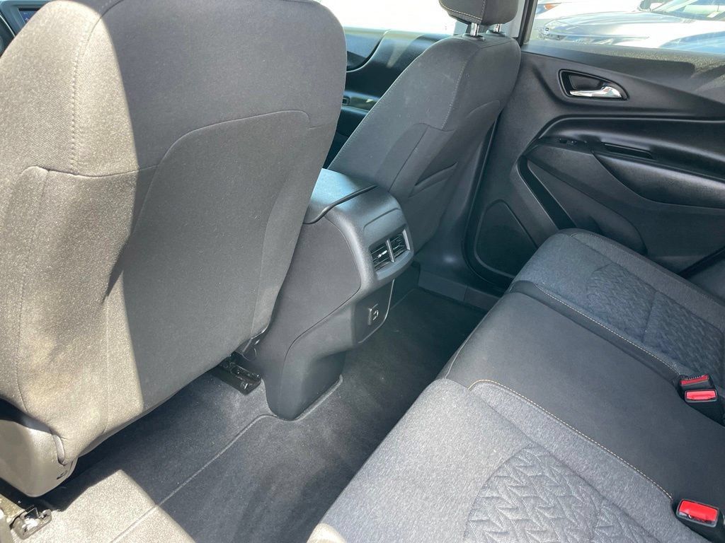 Used 2023 Chevrolet Equinox LT AWD/4WD image 8