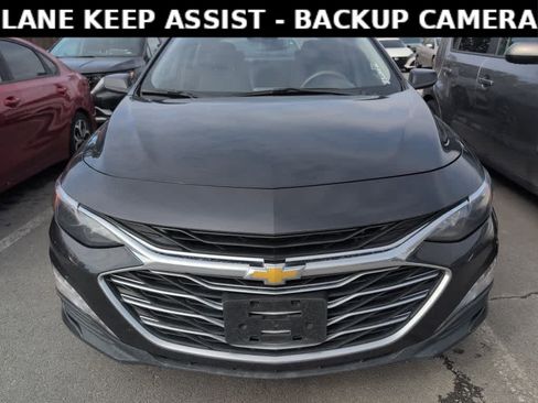 Used 2023 Chevrolet Malibu LT image 2