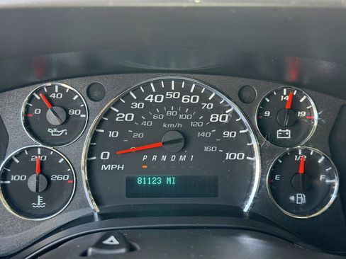 Used 2019 GMC Savana 2500 w/ Driver Convenience Package RWD image 21