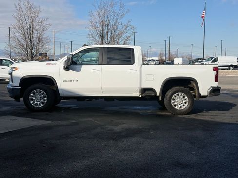 Used 2023 Chevrolet Silverado 2500 LT w/ Convenience Package image 5