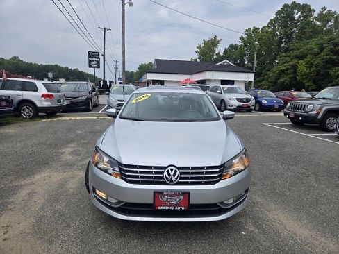 Used 2014 Volkswagen Passat TDI SEL Premium FWD image 3