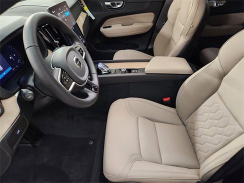 New 2026 Volvo XC60 B5 Plus w/ Protection Package Premier image 14