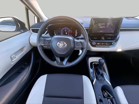 Used 2026 Toyota Corolla LE FWD image 6