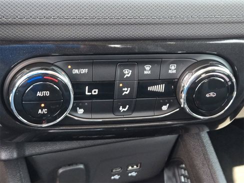 Used 2024 Chevrolet TrailBlazer LT w/ Convenience Package image 19