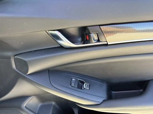 Used 2022 Honda Accord Sport Special Edition image 14