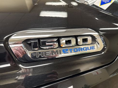 Used 2022 RAM 1500 Big Horn image 4