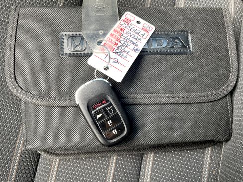 Used 2023 Honda CR-V Sport image 18