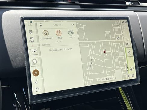 New 2025 Land Rover Range Rover Sport Dynamic SE image 26