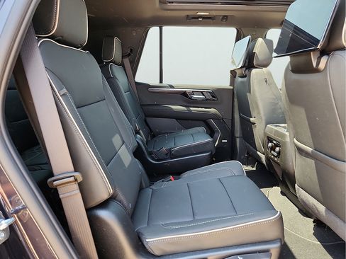 New 2026 Chevrolet Tahoe Premier AWD/4WD image 19