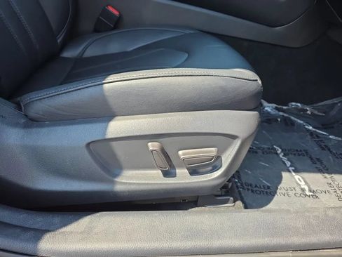 Used 2019 Toyota Avalon XLE FWD image 45