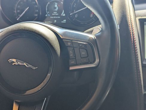 Used 2020 Jaguar F-TYPE Checkered Flag image 22