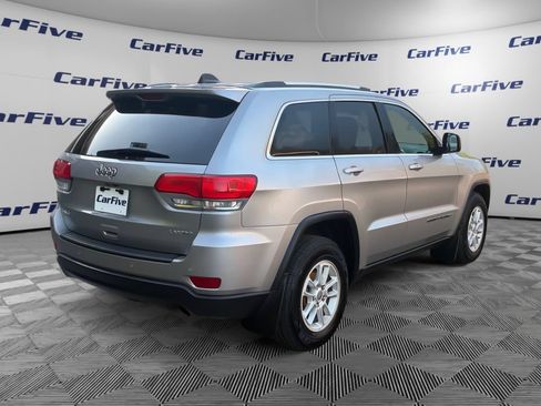 Used 2018 Jeep Grand Cherokee Laredo AWD/4WD image 5