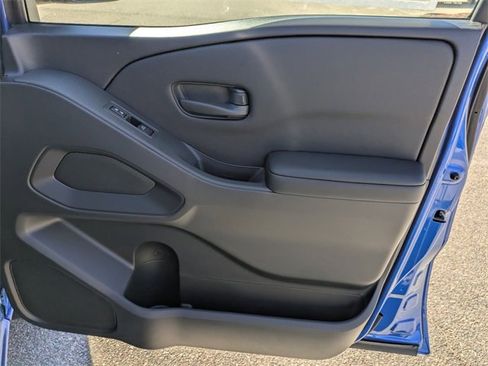New 2026 Nissan Frontier SV image 32