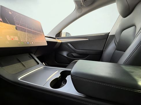 Used 2023 Tesla Model 3 Standard Range RWD image 50