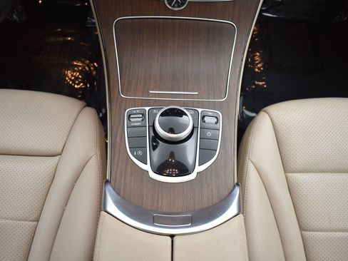 Used 2021 Mercedes-Benz C 300 4MATIC Sedan image 15