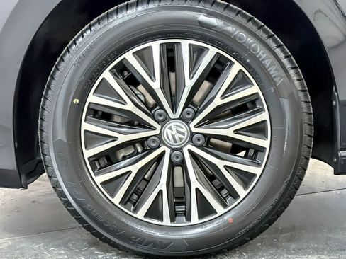 Used 2019 Volkswagen Jetta SEL image 25
