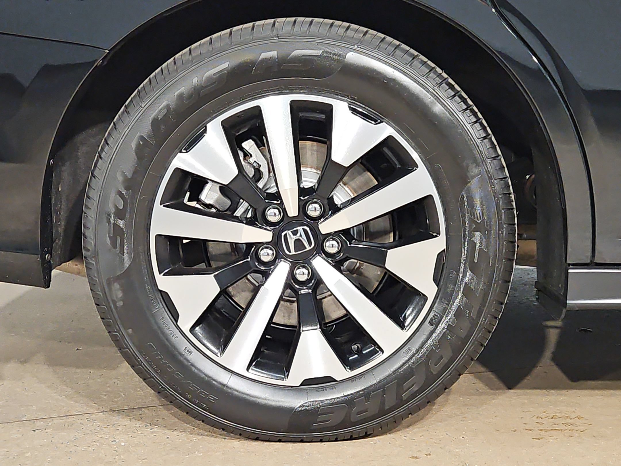 Used 2025 Honda Odyssey EX-L image 17