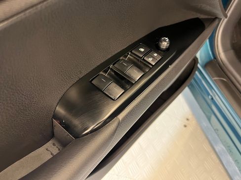 Used 2026 Toyota Camry LE w/ Convenience Package image 24