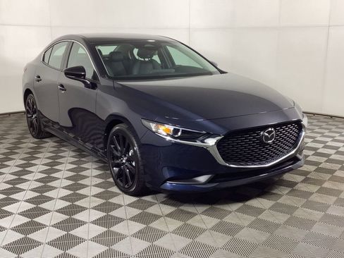 Certified 2025 MAZDA MAZDA3 s image 1