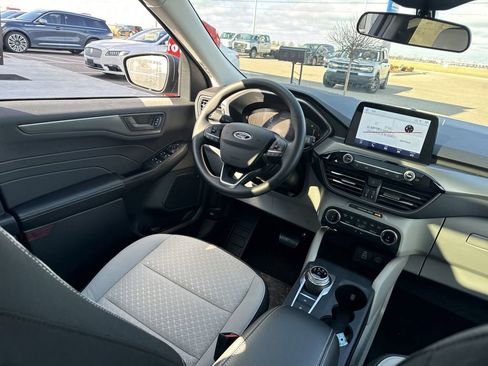 New 2025 Ford Escape Active image 18