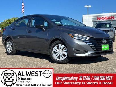 New 2025 Nissan Versa S w/ Trunk Package