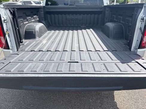 Used 2021 GMC Sierra 1500 SLT AWD/4WD image 15