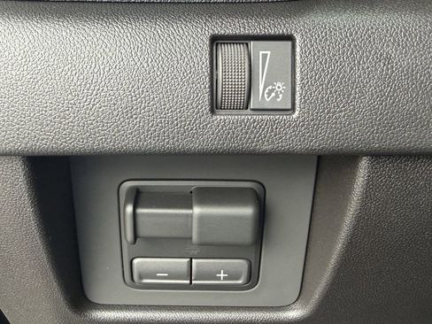 New 2026 GMC Canyon Elevation w/ Convenience Package image 26