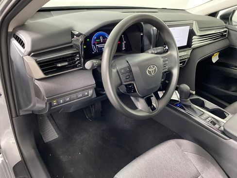 New 2026 Toyota Camry LE image 9