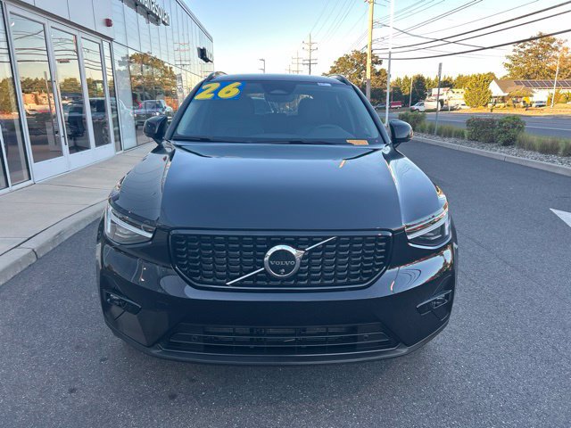 Used 2026 Volvo XC40 B5 Plus AWD/4WD image 7