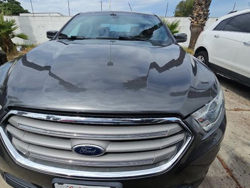Used 2016 Ford Taurus SEL FWD image 2