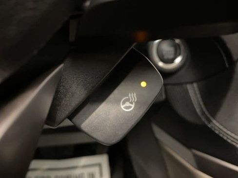 Certified 2023 Subaru Forester Limited image 17