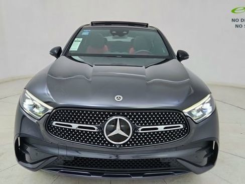 Used 2024 Mercedes-Benz GLC 300 4MATIC image 13
