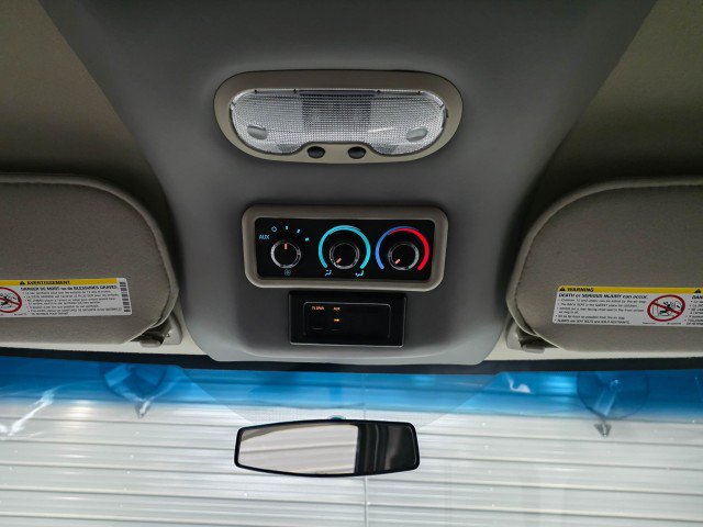 Used 2017 GMC Savana 2500 Extended RWD image 17