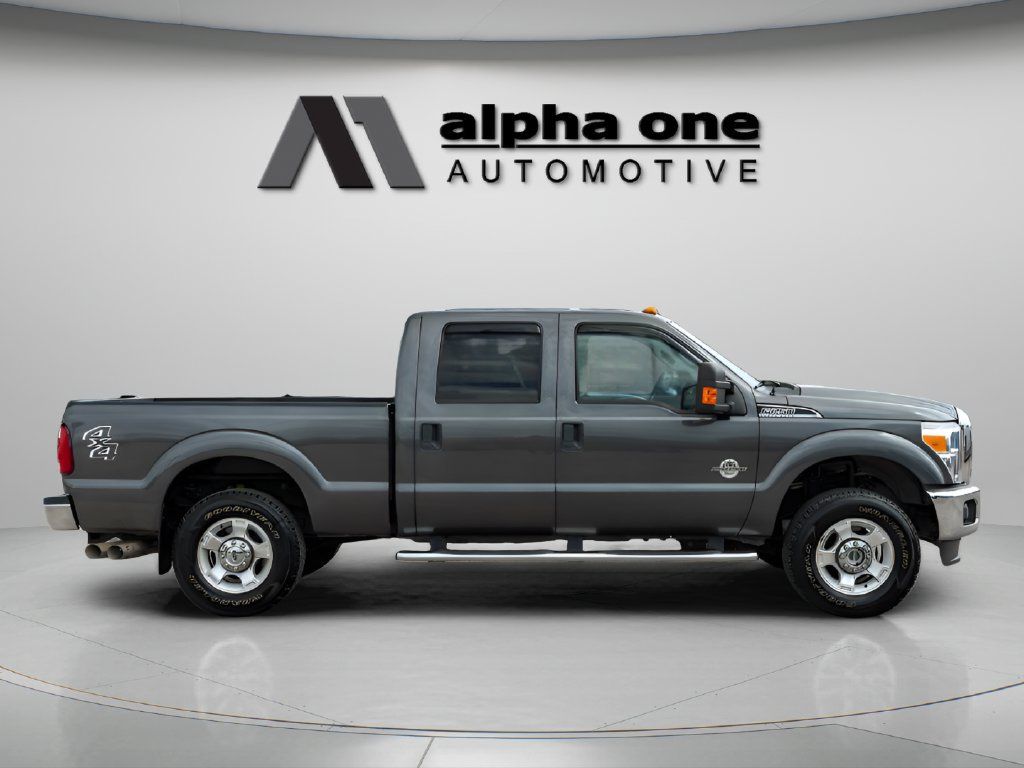 Used 2016 Ford F250 XLT w/ XLT Value Package AWD/4WD image 4