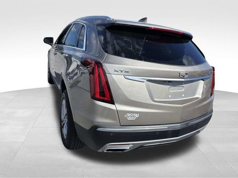Used 2022 Cadillac XT5 Premium Luxury image 5