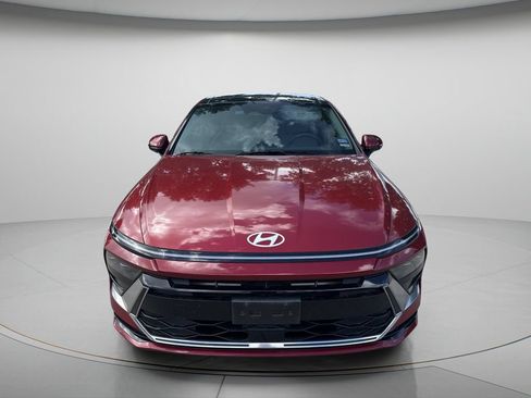 Used 2024 Hyundai Sonata SEL w/ Convenience Package FWD image 2