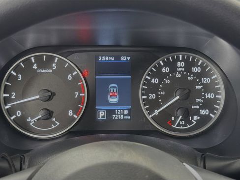 Used 2025 Nissan Sentra S image 15