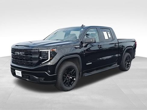 Used 2024 GMC Sierra 1500 Elevation w/ LPO, Elevation Black Package AWD/4WD image 9