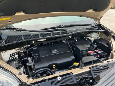 Used 2013 Toyota Sienna XLE w/ Premium Pkg FWD image 43