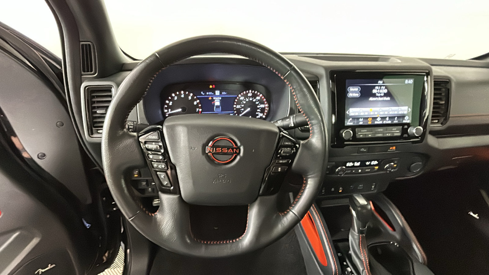 Used 2024 Nissan Frontier PRO-4X w/ Pro Premium Package AWD/4WD image 18