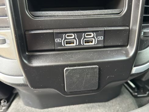Used 2023 RAM 1500 Big Horn AWD/4WD image 43