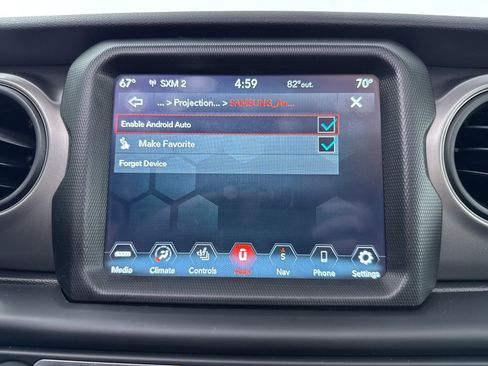 Used 2021 Jeep Gladiator Sport AWD/4WD image 19