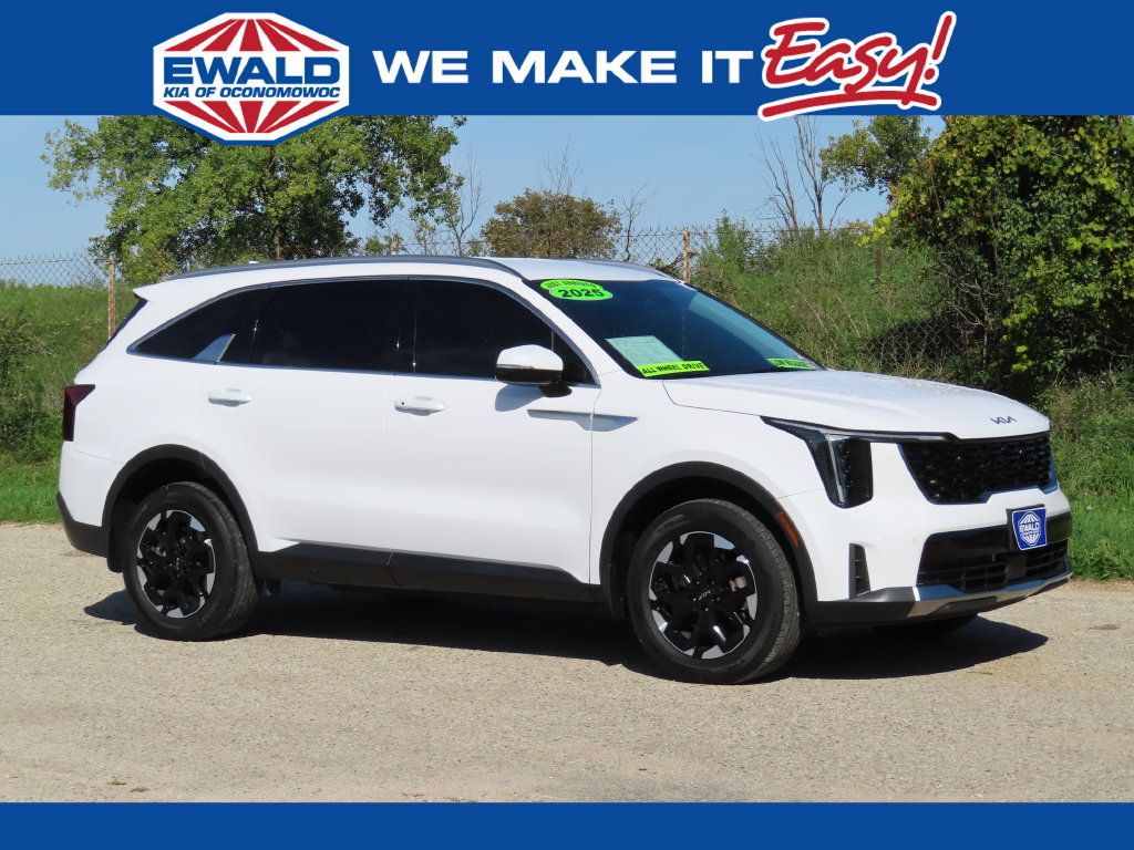 Used 2025 Kia Sorento S AWD/4WD image 1