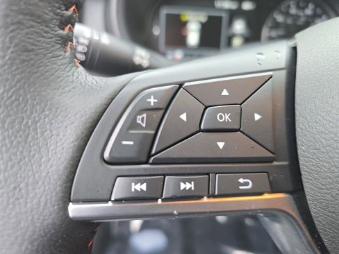 Used 2024 Nissan Kicks SR w/ SR Premium Package image 16