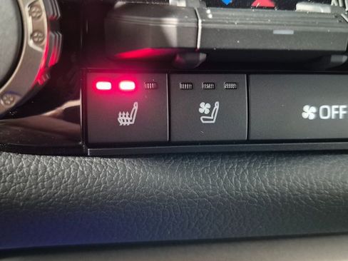 New 2026 Toyota Tundra Limited image 25